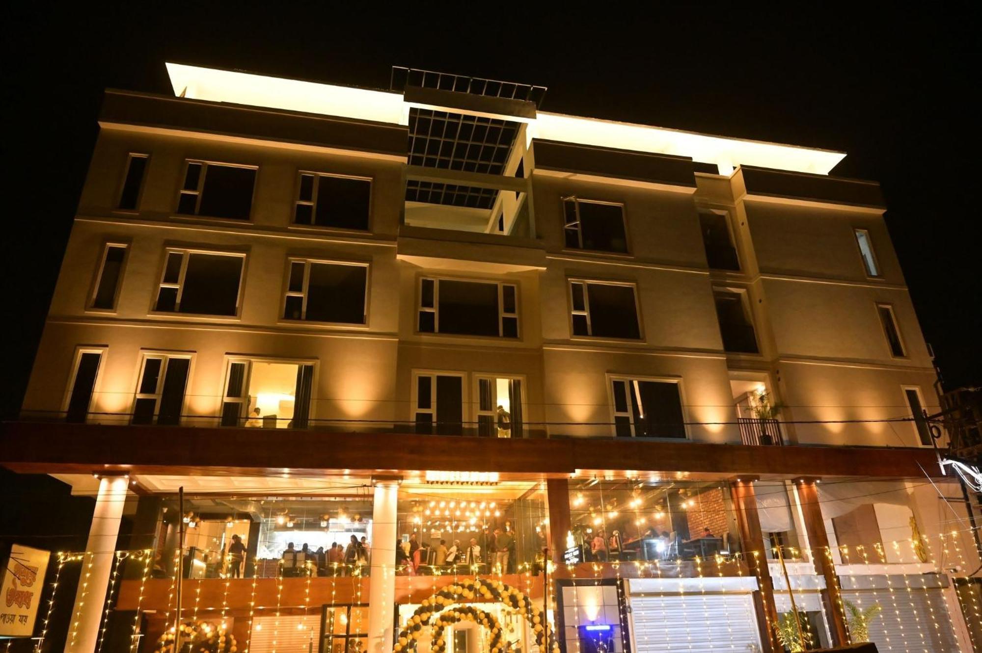 Hotel Palace View Murshidabad Buitenkant foto